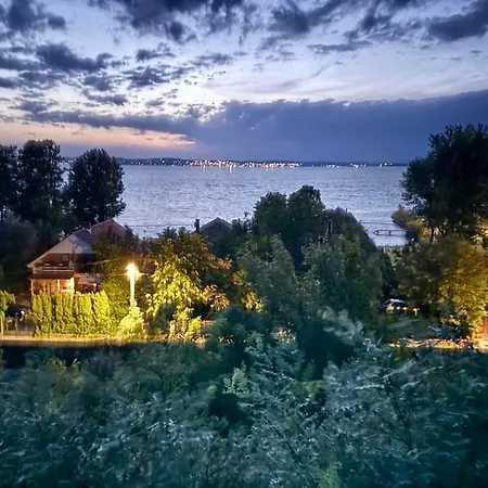 Nexus Apartamento Siófok